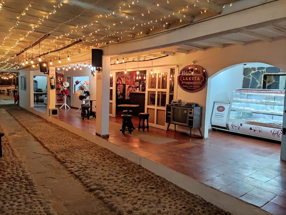 hotel laureles de la villa