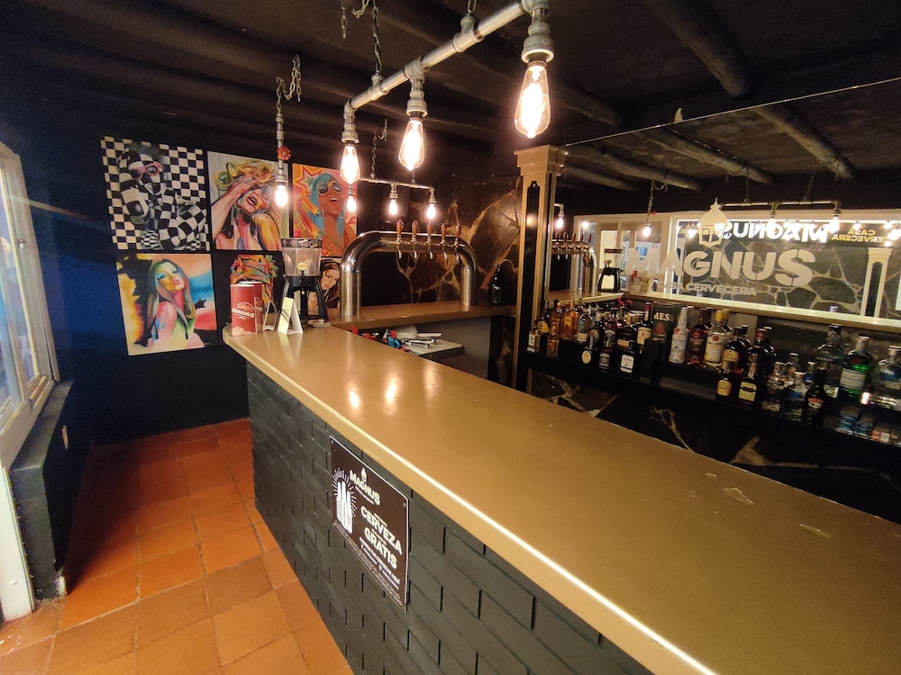 hotel laureles de la villa