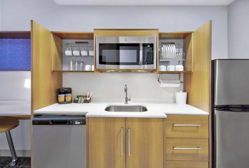 home2 suites by hilton whitestown indianapolis nw