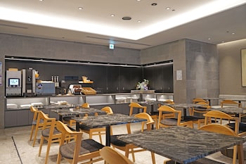 oakwood hotel oike kyoto