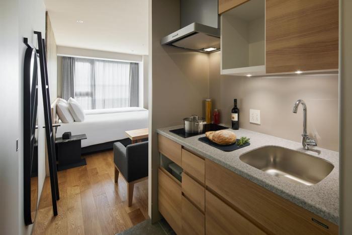 oakwood hotel oike kyoto