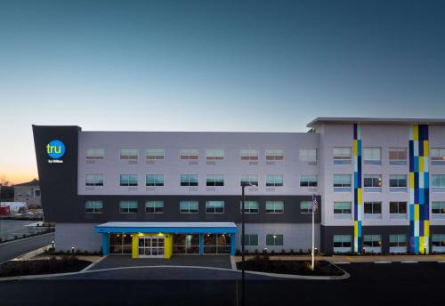 tru by hilton tupelo