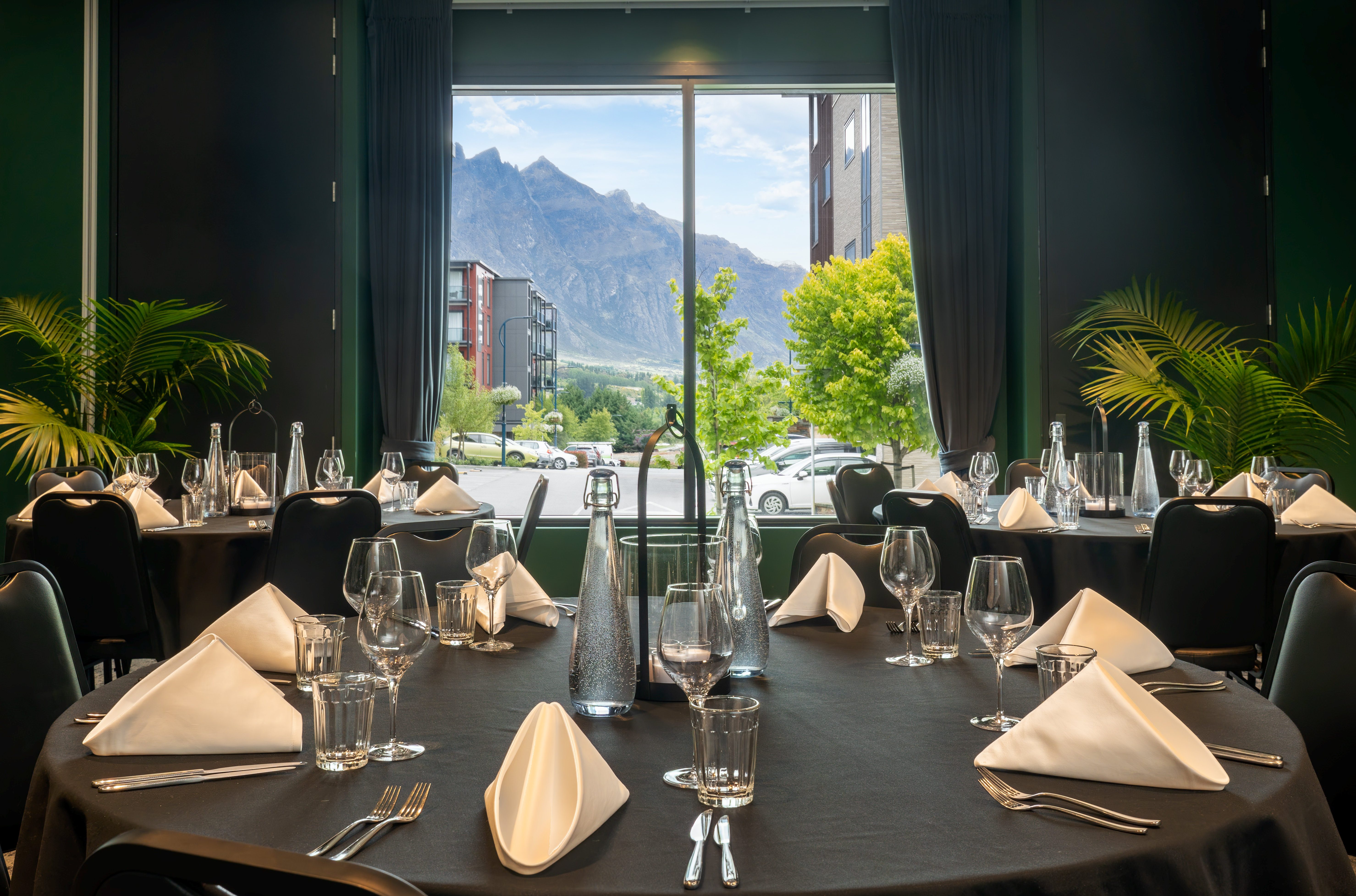 holiday inn queenstown remarkables park an ihg hotel