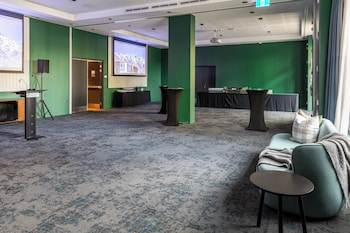 holiday inn queenstown remarkables park an ihg hotel