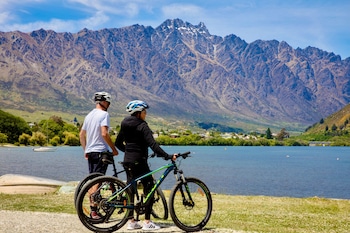 holiday inn queenstown remarkables park an ihg hotel