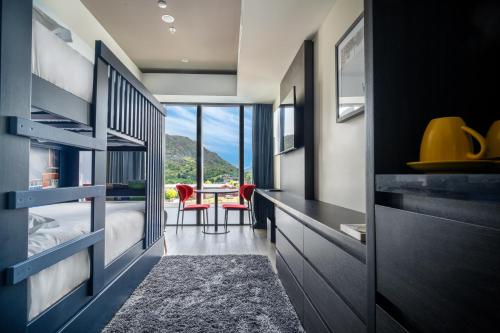holiday inn queenstown remarkables park an ihg hotel