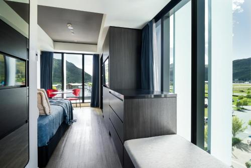 holiday inn queenstown remarkables park an ihg hotel