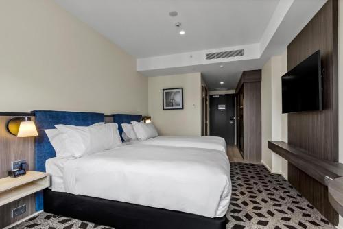 holiday inn queenstown remarkables park an ihg hotel