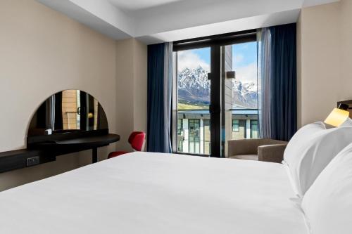 holiday inn queenstown remarkables park an ihg hotel