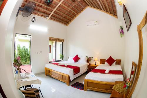 tam coc lotus flower homestay