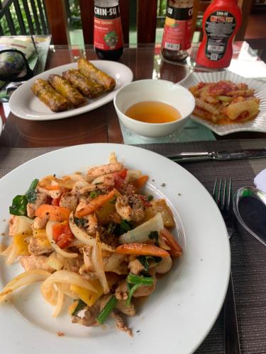 tam coc lotus flower homestay