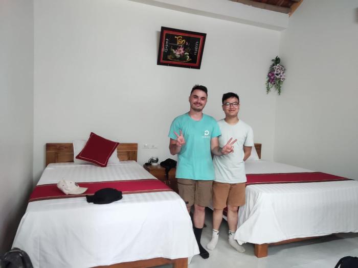 tam coc lotus flower homestay