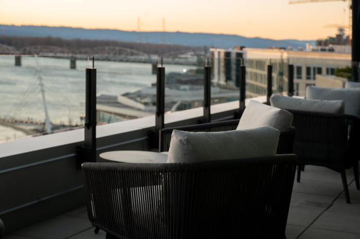 indigo vancouver dwtn portland area