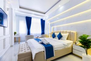 venice 1 hotel