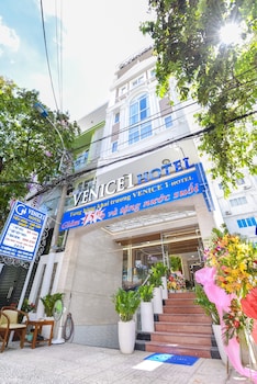 venice 1 hotel
