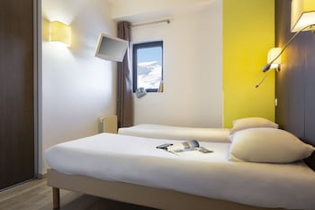 sowell residences cret voland