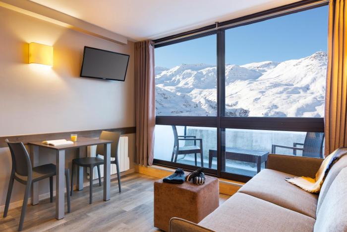 sowell residences cret voland