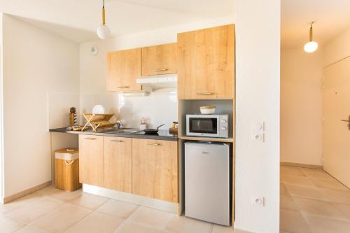 zenao apparthotel villeneuve les avignon