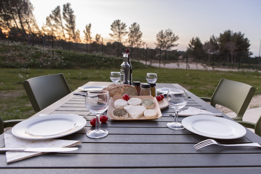 villeneuve les avignon