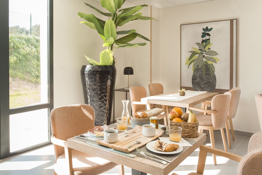 villeneuve les avignon