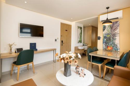 bella merry hotel and apartment