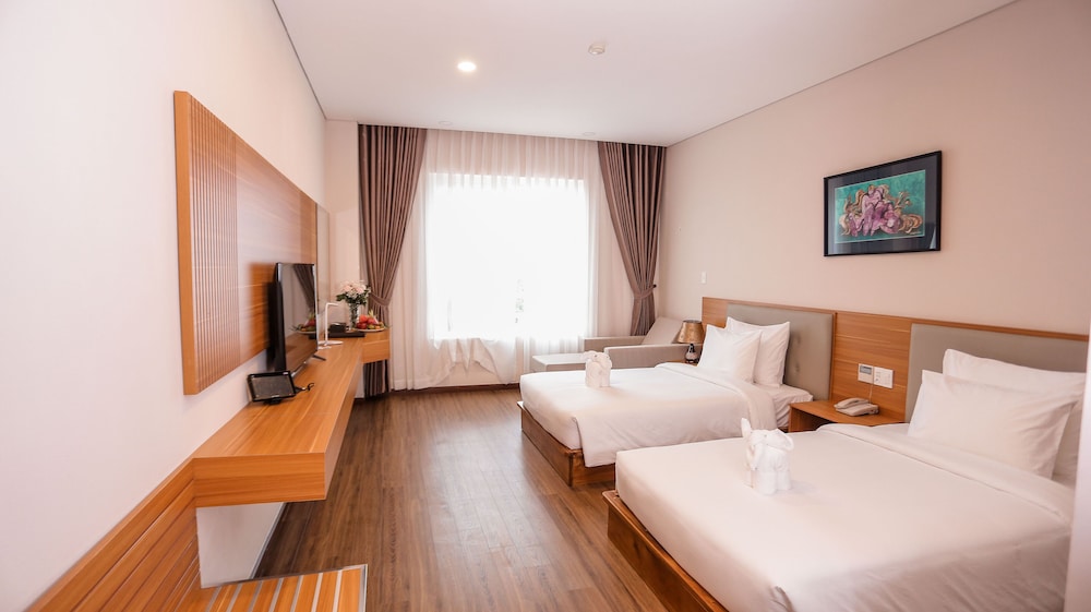 elephants hotel buon ma thuot