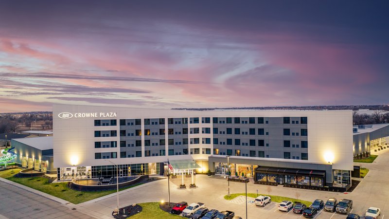 crowne plaza kearney an ihg hotel
