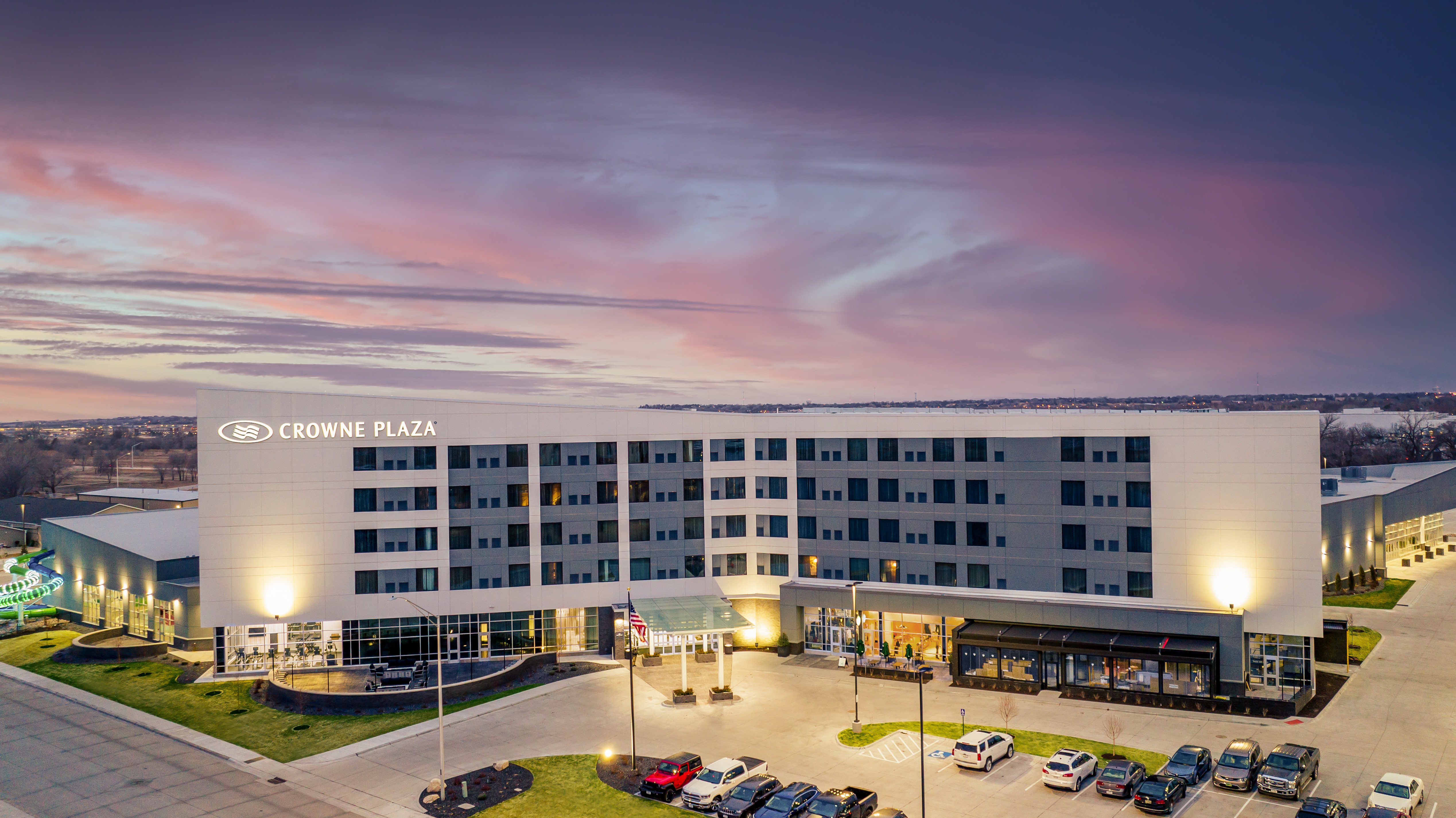 crowne plaza kearney an ihg hotel
