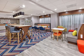 Hampton Inn Danville, Va,Virginia>>Danville,2.5 star