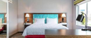 Hampton Inn & Suites Keene,,3 star