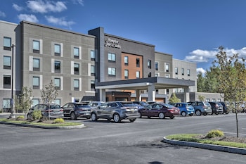 hampton inn and suites keene