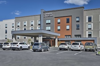 hampton inn and suites keene