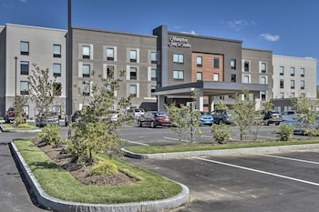 hampton inn and suites keene