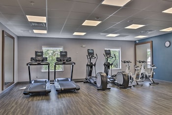 hampton inn and suites keene