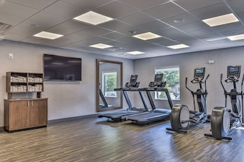 hampton inn and suites keene