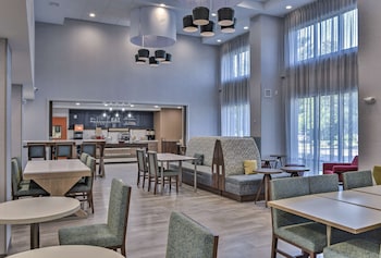 hampton inn and suites keene