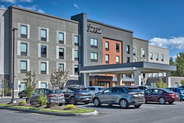 hampton inn and suites keene