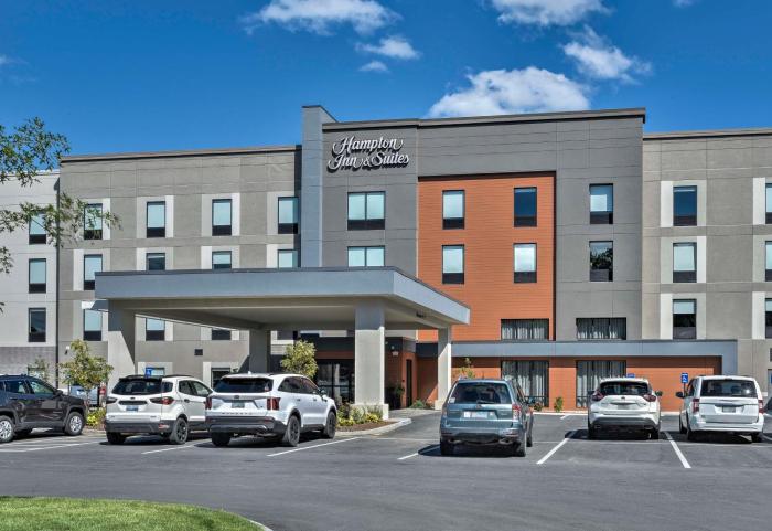 hampton inn and suites keene