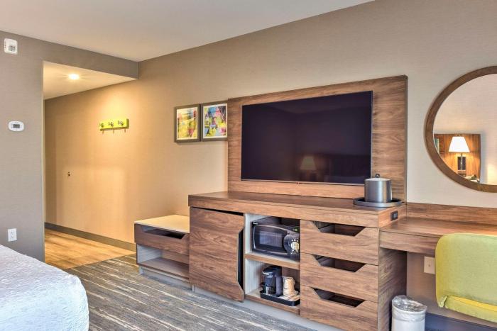 hampton inn and suites keene