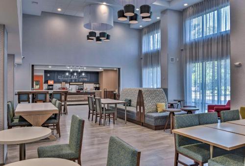 hampton inn and suites keene