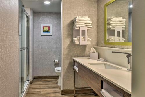 hampton inn and suites keene
