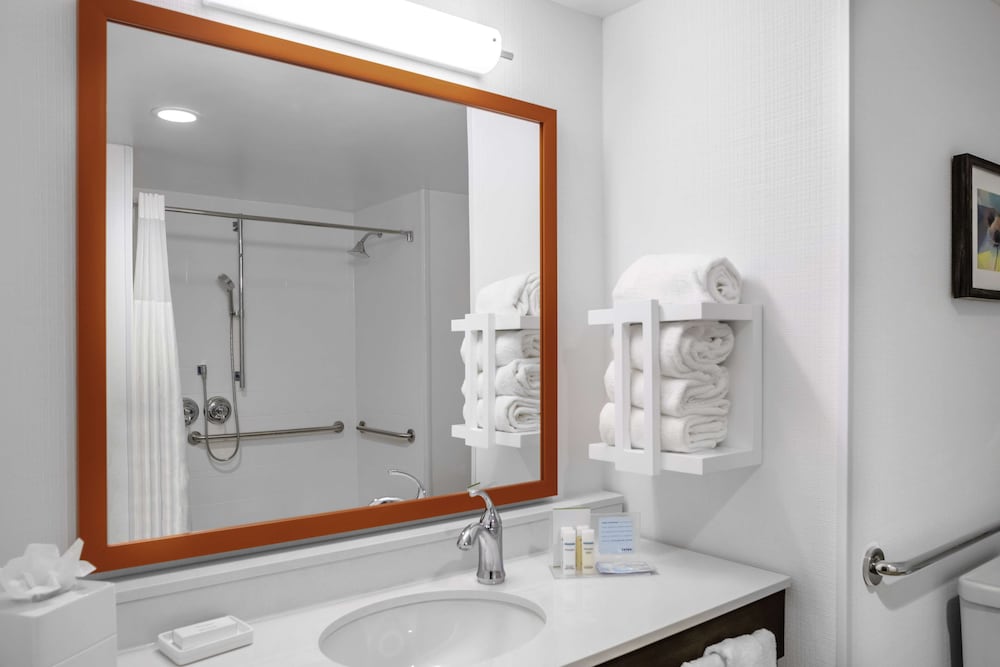 hampton inn and suites cedar park north austin
