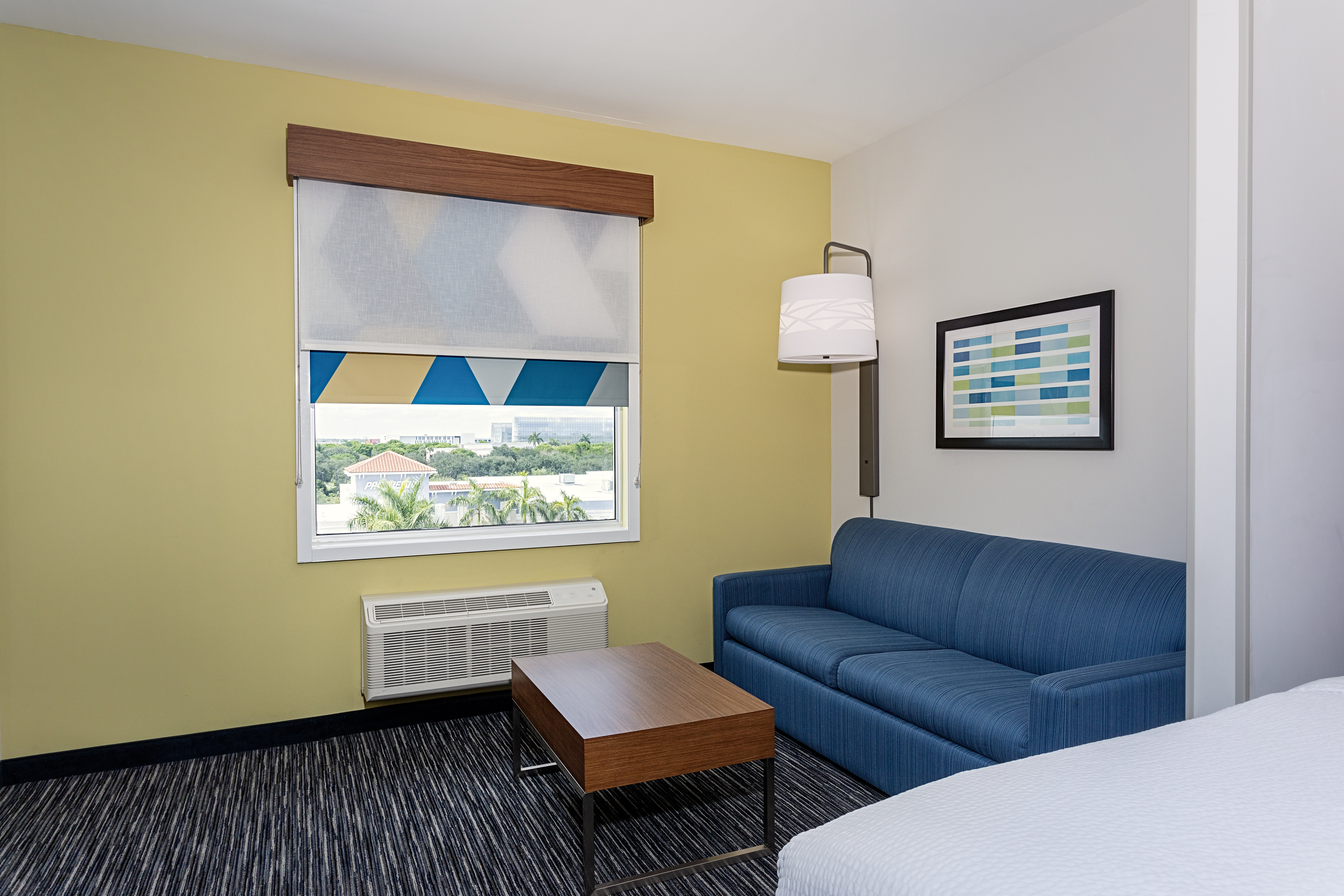 holiday inn express and suites miramar an ihg hotel