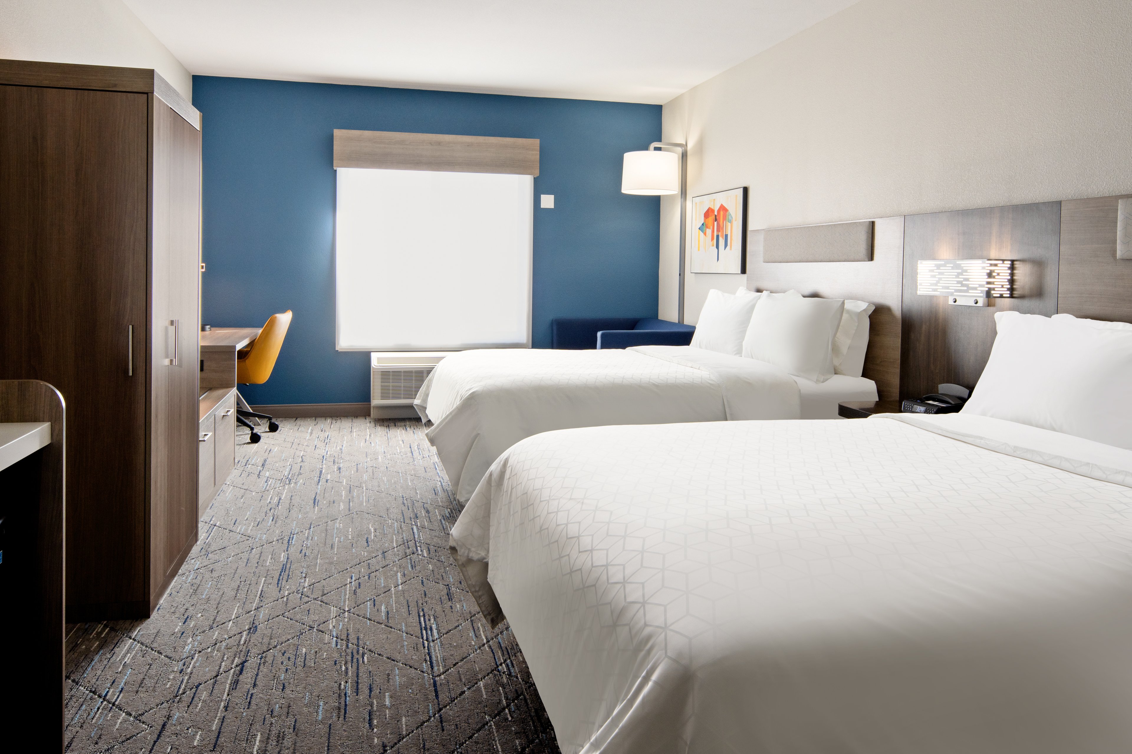 holiday inn express and suites palm desert millennium