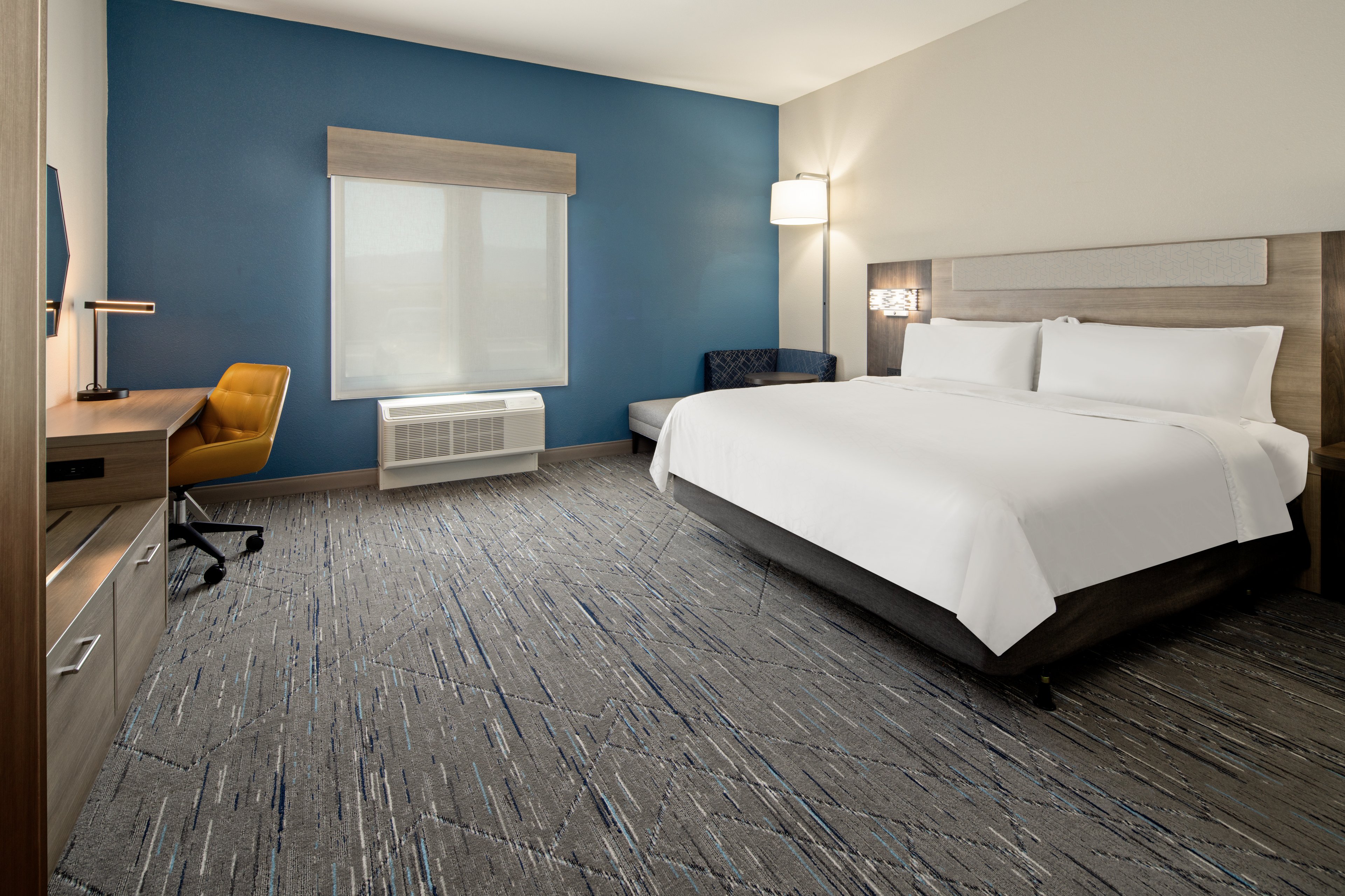 holiday inn express and suites palm desert millennium