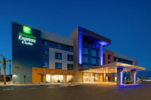 holiday inn express and suites palm desert millennium