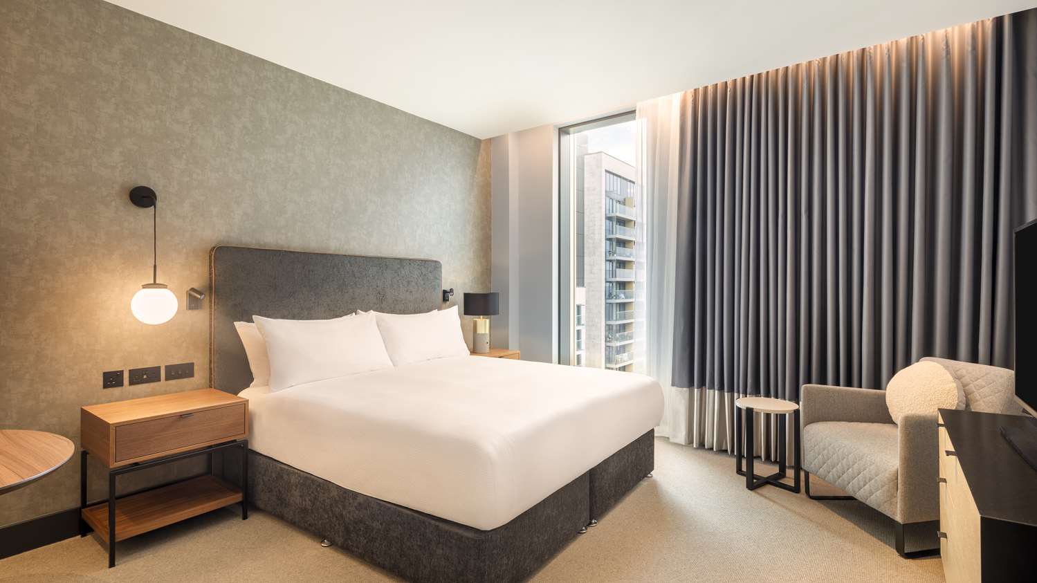 hilton woking