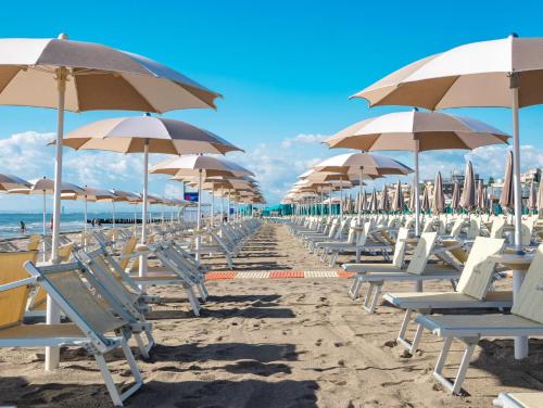 pineta beach village