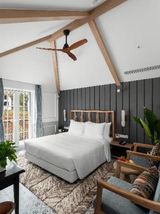 golden boutique hotel mang den