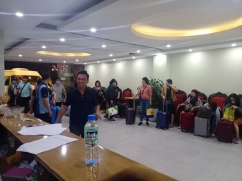 golden lotus airport hotel